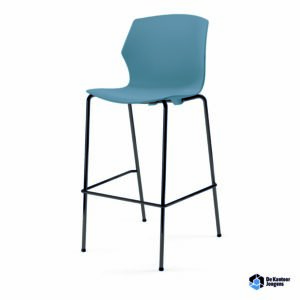 Blauwe kruk met rugleuning