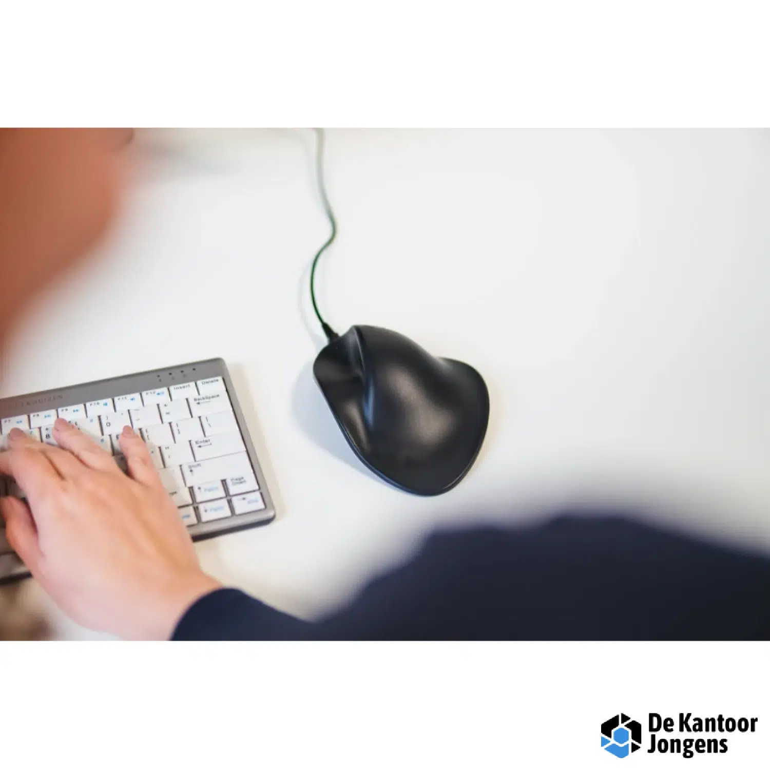 handshoemouse-wired-08m6bu-1